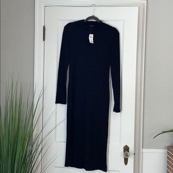 Mock Neck Long Sleeve Banana Republic Ribbed Midi Dress - Picture 2 of 4